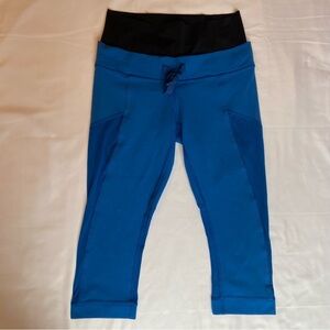 Lululemon Athletica Blue Leggings with Black Waistband